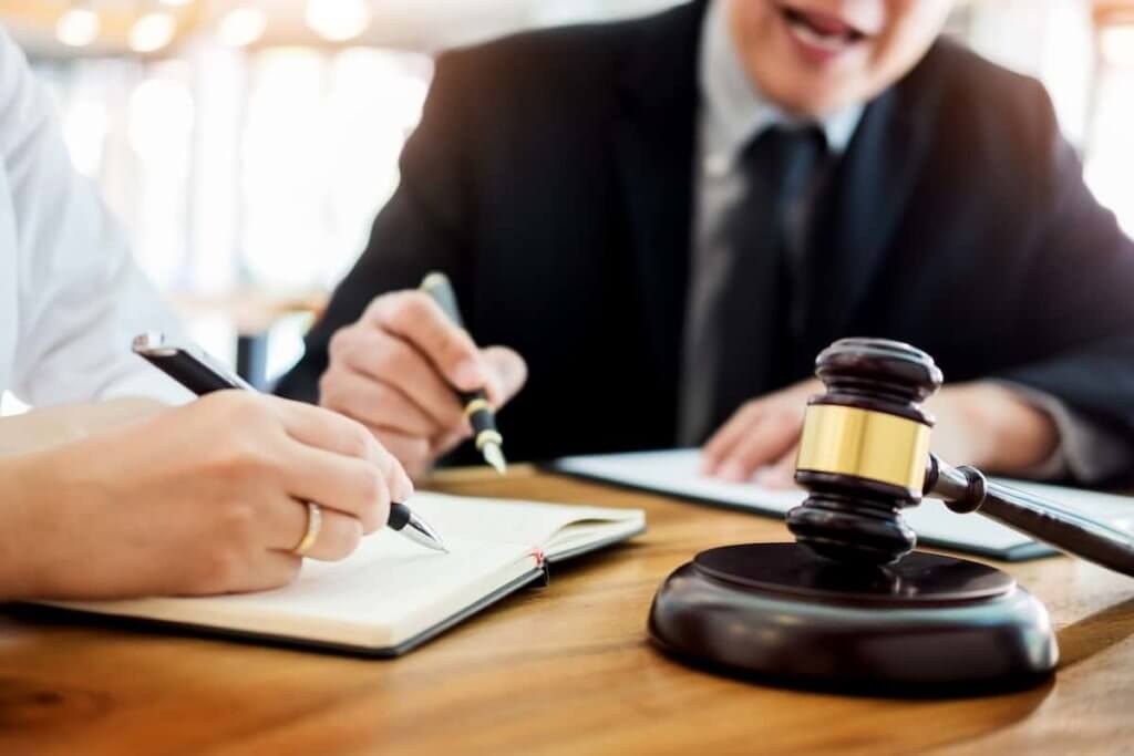 Why local criminal lawyers are your best defense?